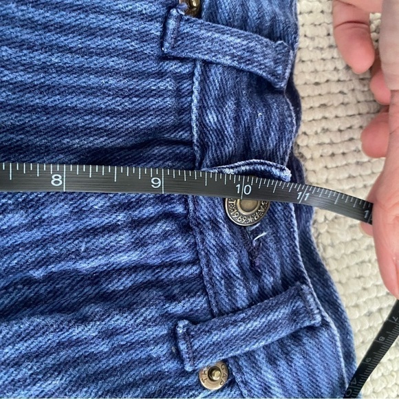 VINTAGE GAP High Waist Pin Stripe Dark Wash Denim Shorts Sz 3/4 - Picture 6 of 6
